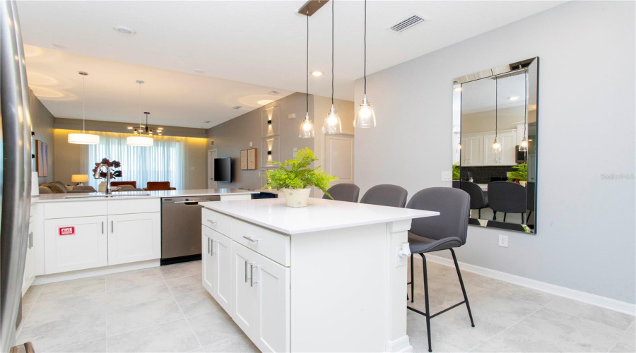 KISSIMMEE, Florida 34746, 2 Bedrooms Bedrooms, ,2 BathroomsBathrooms,Residential,For Sale,PARADOX,0,MFRO6387522