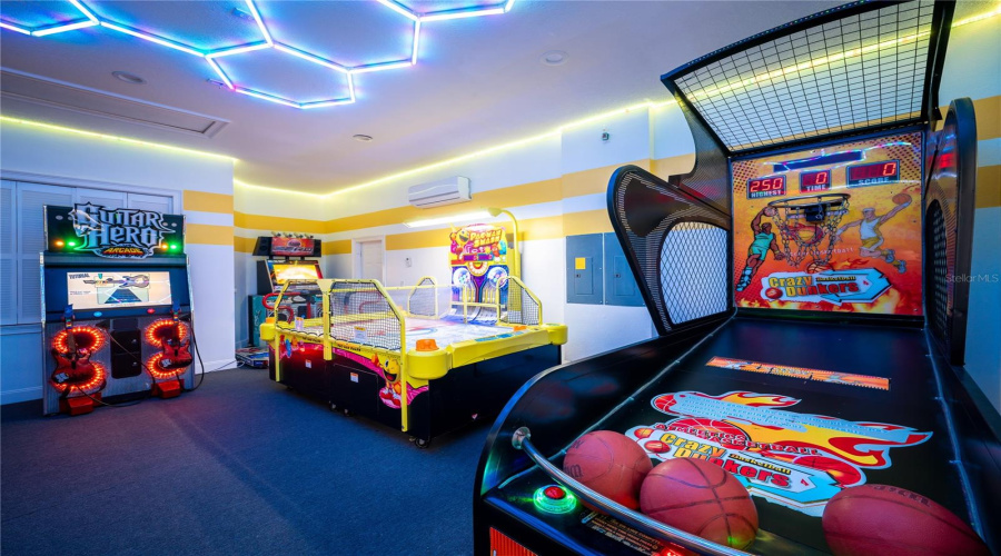 REUNION, Florida 34747, 6 Bedrooms Bedrooms, ,6 BathroomsBathrooms,Residential,For Sale,GATHERING,0,MFRO6387294