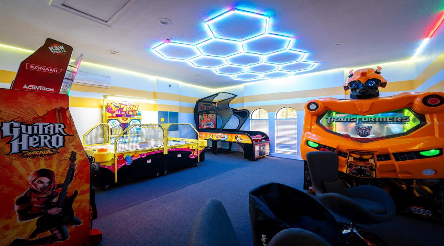 REUNION, Florida 34747, 6 Bedrooms Bedrooms, ,6 BathroomsBathrooms,Residential,For Sale,GATHERING,0,MFRO6387294