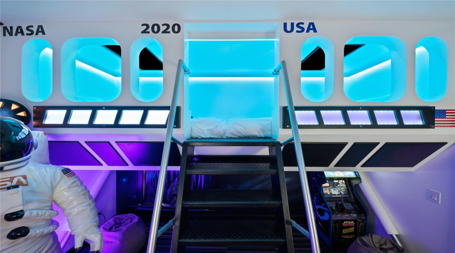 REUNION, Florida 34747, 6 Bedrooms Bedrooms, ,6 BathroomsBathrooms,Residential,For Sale,GATHERING,0,MFRO6387294