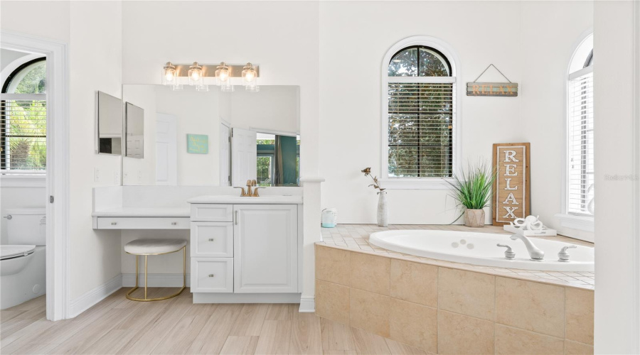 REUNION, Florida 34747, 6 Bedrooms Bedrooms, ,6 BathroomsBathrooms,Residential,For Sale,GATHERING,0,MFRO6387294