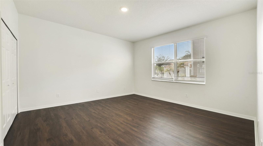 KISSIMMEE, Florida 34746, 6 Bedrooms Bedrooms, ,4 BathroomsBathrooms,Residential,For Sale,TREETOP,0,MFRO6387122