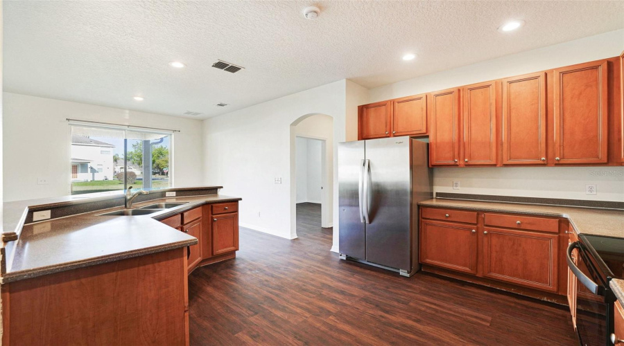 KISSIMMEE, Florida 34746, 6 Bedrooms Bedrooms, ,4 BathroomsBathrooms,Residential,For Sale,TREETOP,0,MFRO6387122