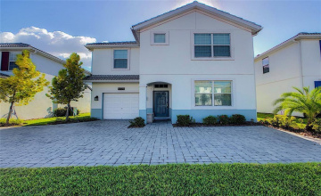 KISSIMMEE, Florida 34746, 6 Bedrooms Bedrooms, ,5 BathroomsBathrooms,Residential,For Sale,KINGS CASTLE,0,MFRO6387556