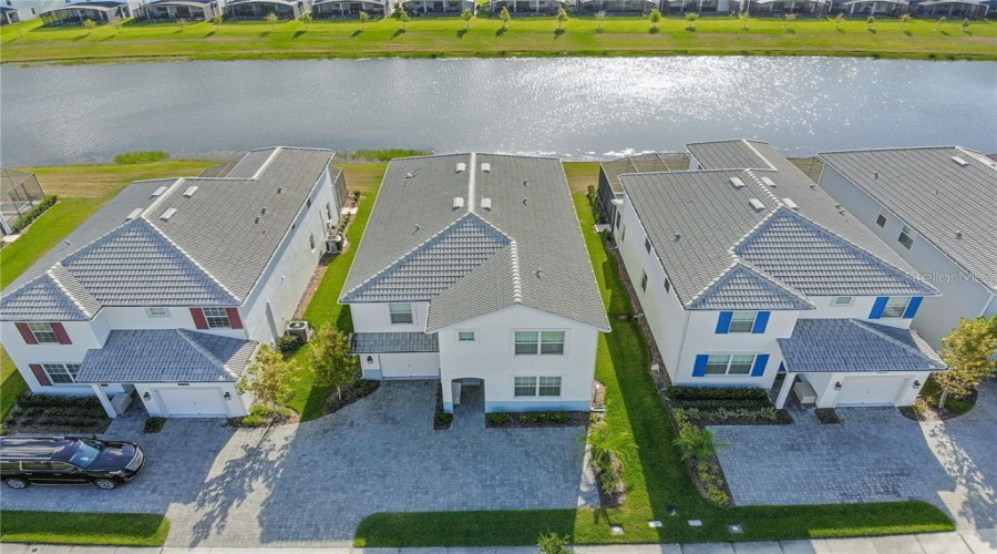 KISSIMMEE, Florida 34746, 6 Bedrooms Bedrooms, ,5 BathroomsBathrooms,Residential,For Sale,KINGS CASTLE,0,MFRO6387556