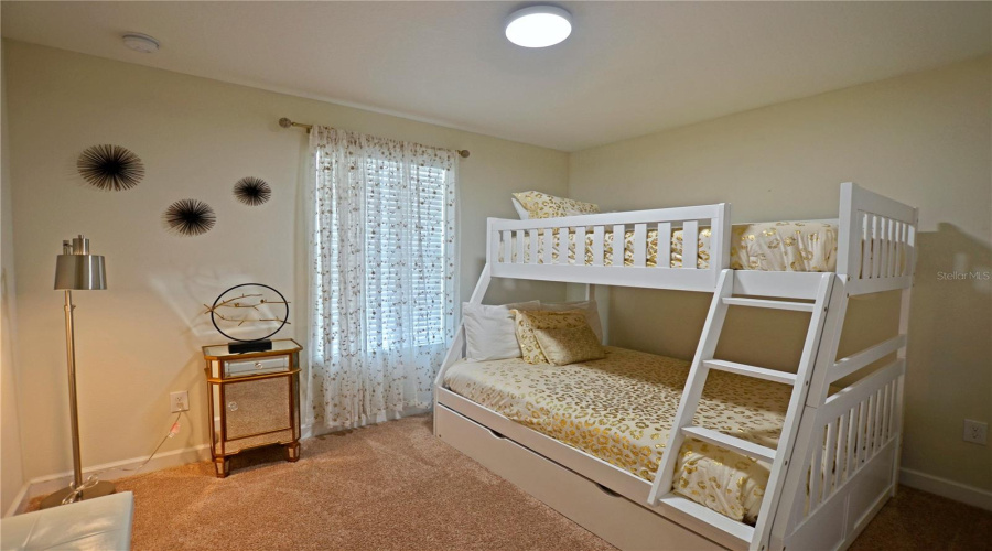 KISSIMMEE, Florida 34746, 6 Bedrooms Bedrooms, ,5 BathroomsBathrooms,Residential,For Sale,KINGS CASTLE,0,MFRO6387556