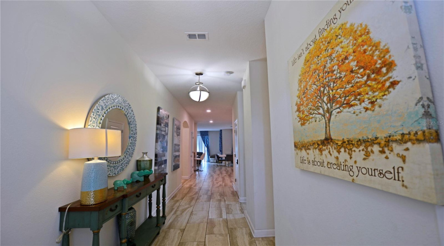 KISSIMMEE, Florida 34746, 6 Bedrooms Bedrooms, ,5 BathroomsBathrooms,Residential,For Sale,KINGS CASTLE,0,MFRO6387556