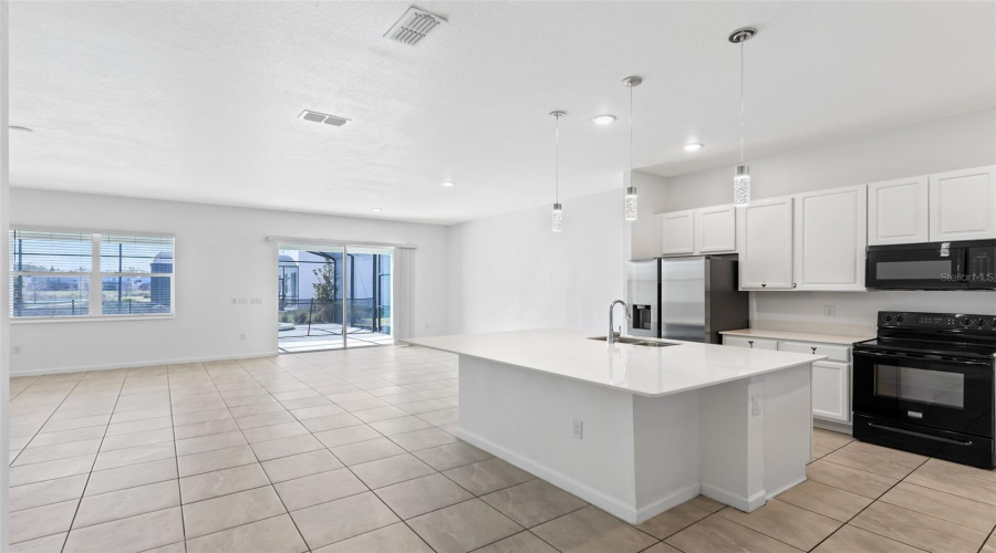 KISSIMMEE, Florida 34746, 12 Bedrooms Bedrooms, ,11 BathroomsBathrooms,Residential,For Sale,MONADO,0,MFRO6387375