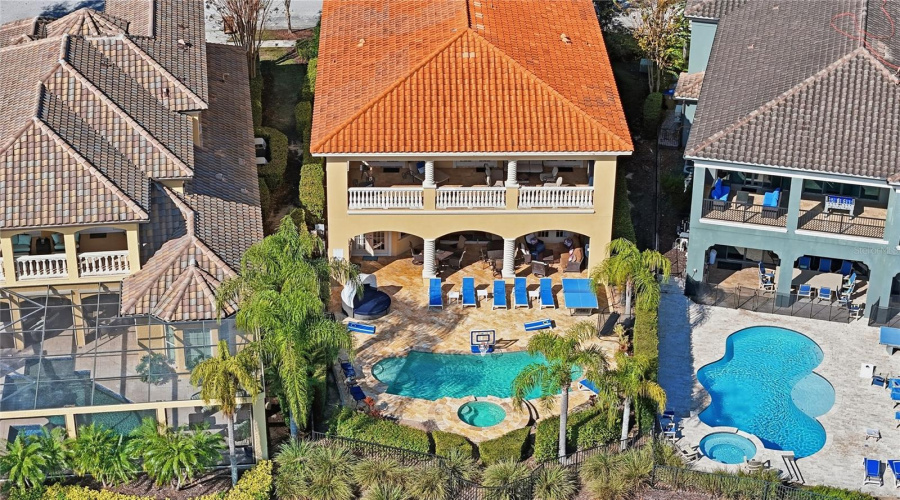 Bird's Eye View of Back of home. Southeast Facing