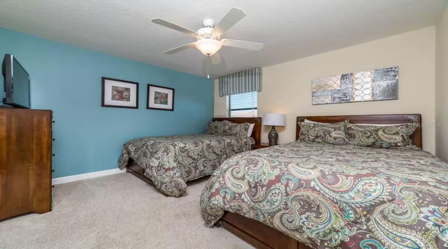 DAVENPORT, Florida 33896, 8 Bedrooms Bedrooms, ,5 BathroomsBathrooms,Residential,For Sale,SHADOW MOUNTAIN,0,MFRO6385097