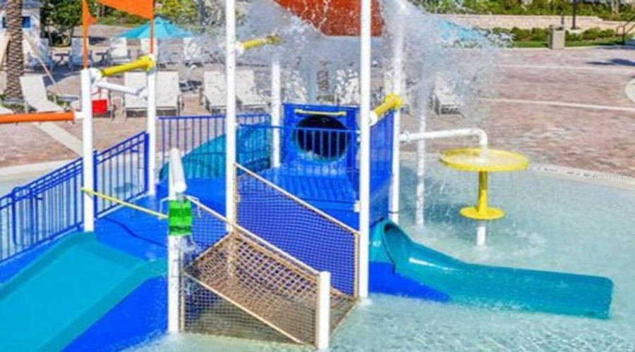 DAVENPORT, Florida 33896, 8 Bedrooms Bedrooms, ,5 BathroomsBathrooms,Residential,For Sale,SHADOW MOUNTAIN,0,MFRO6385097