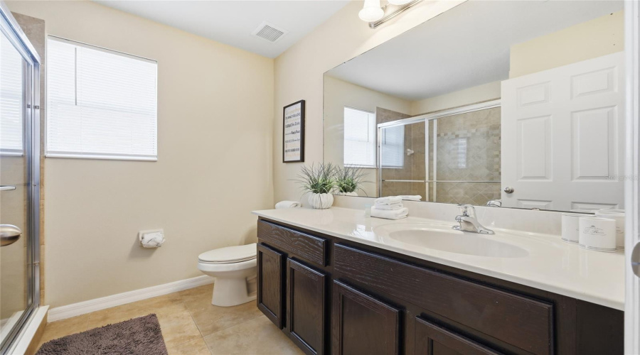 KISSIMMEE, Florida 34746, 4 Bedrooms Bedrooms, ,3 BathroomsBathrooms,Residential,For Sale,SANTOSH,0,MFRO6387887