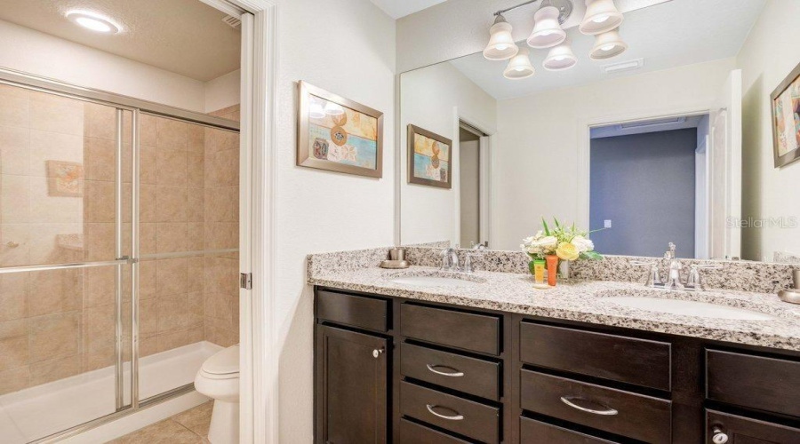 KISSIMMEE, Florida 34747, 6 Bedrooms Bedrooms, ,4 BathroomsBathrooms,Residential,For Sale,RHODES,0,MFRO6319078