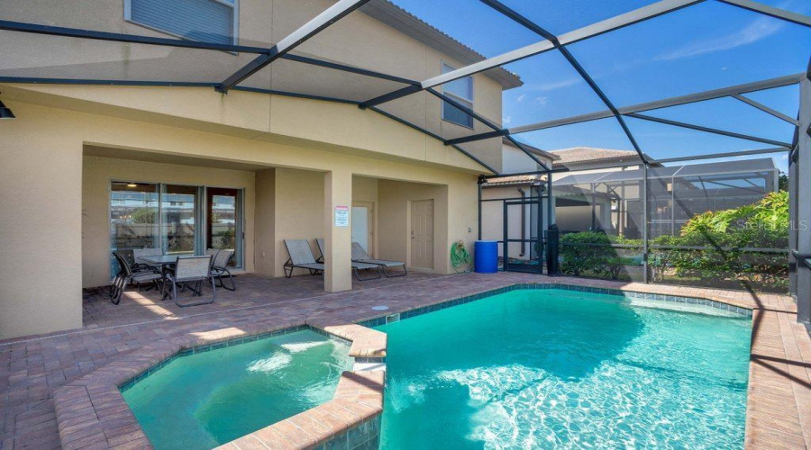 KISSIMMEE, Florida 34747, 6 Bedrooms Bedrooms, ,4 BathroomsBathrooms,Residential,For Sale,RHODES,0,MFRO6319078