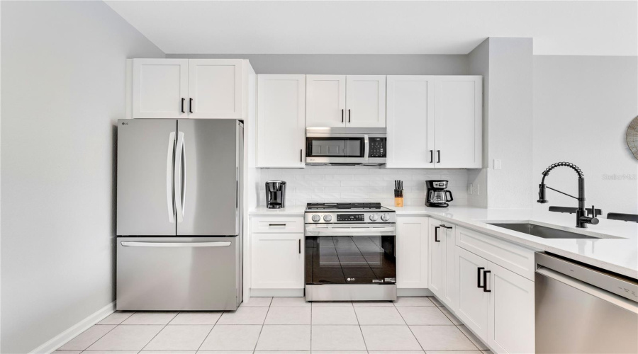 KISSIMMEE, Florida 34747, 3 Bedrooms Bedrooms, ,3 BathroomsBathrooms,Residential,For Sale,SIR KAUFMANN,0,MFRO6387651