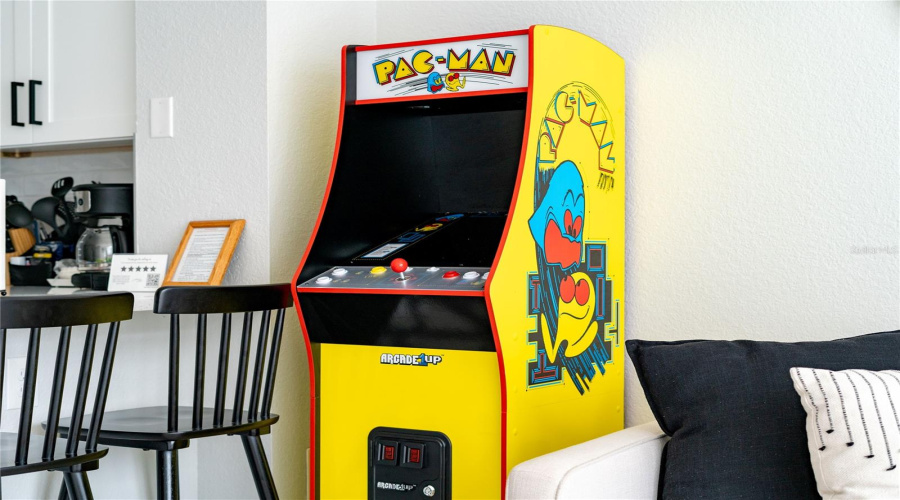 KISSIMMEE, Florida 34747, 3 Bedrooms Bedrooms, ,3 BathroomsBathrooms,Residential,For Sale,SIR KAUFMANN,0,MFRO6387651