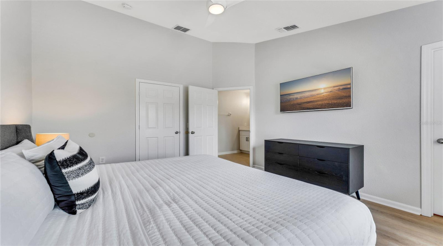 KISSIMMEE, Florida 34747, 3 Bedrooms Bedrooms, ,3 BathroomsBathrooms,Residential,For Sale,SIR KAUFMANN,0,MFRO6387651