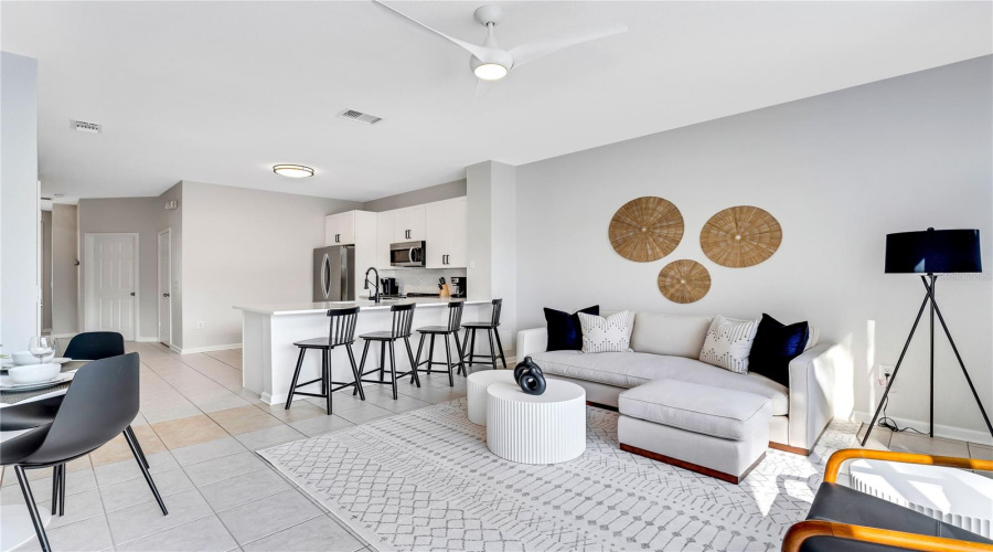 KISSIMMEE, Florida 34747, 3 Bedrooms Bedrooms, ,3 BathroomsBathrooms,Residential,For Sale,SIR KAUFMANN,0,MFRO6387651