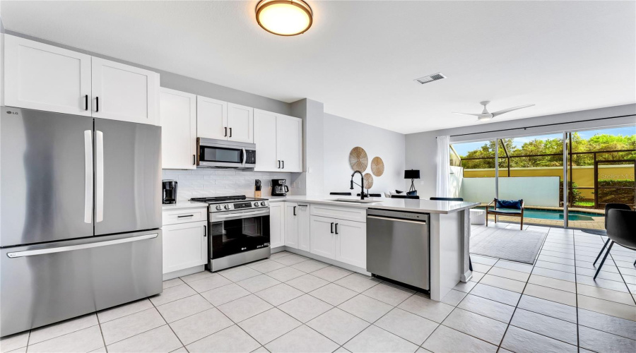 KISSIMMEE, Florida 34747, 3 Bedrooms Bedrooms, ,3 BathroomsBathrooms,Residential,For Sale,SIR KAUFMANN,0,MFRO6387651