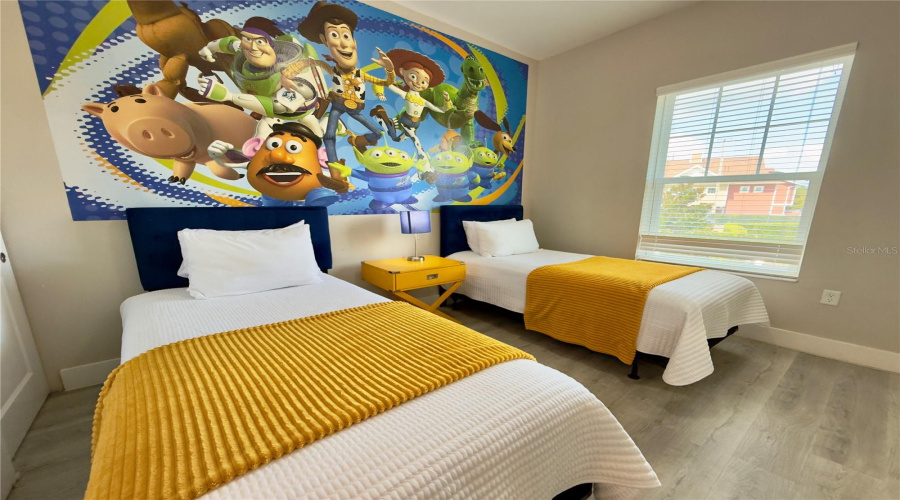 KISSIMMEE, Florida 34747, 5 Bedrooms Bedrooms, ,6 BathroomsBathrooms,Residential,For Sale,SUNVILLE,0,MFRS5145047