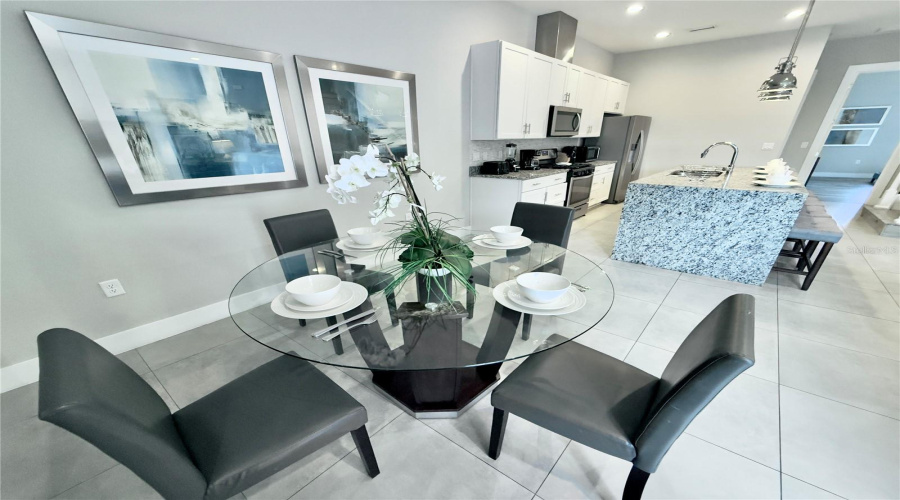 KISSIMMEE, Florida 34747, 5 Bedrooms Bedrooms, ,6 BathroomsBathrooms,Residential,For Sale,SUNVILLE,0,MFRS5145047