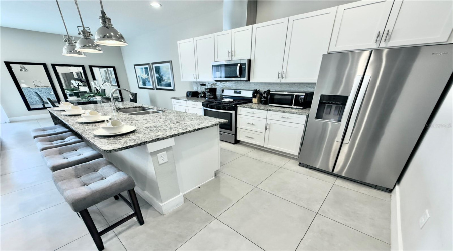 KISSIMMEE, Florida 34747, 5 Bedrooms Bedrooms, ,6 BathroomsBathrooms,Residential,For Sale,SUNVILLE,0,MFRS5145047