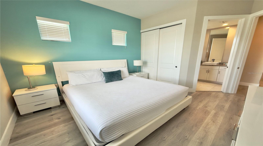 KISSIMMEE, Florida 34747, 5 Bedrooms Bedrooms, ,6 BathroomsBathrooms,Residential,For Sale,SUNVILLE,0,MFRS5145047