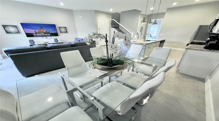 KISSIMMEE, Florida 34747, 5 Bedrooms Bedrooms, ,6 BathroomsBathrooms,Residential,For Sale,SUNNY DREAMS,0,MFRS5144996