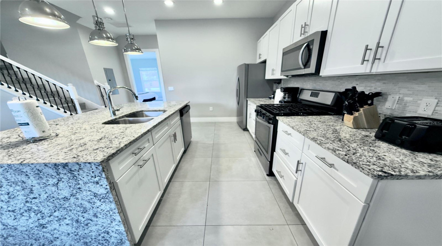 KISSIMMEE, Florida 34747, 5 Bedrooms Bedrooms, ,6 BathroomsBathrooms,Residential,For Sale,SUNNY DREAMS,0,MFRS5144996