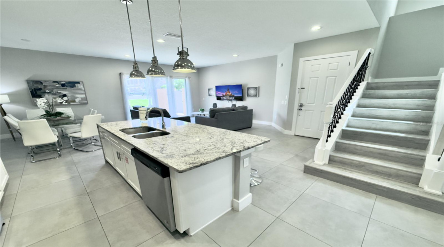 KISSIMMEE, Florida 34747, 5 Bedrooms Bedrooms, ,6 BathroomsBathrooms,Residential,For Sale,SUNNY DREAMS,0,MFRS5144996