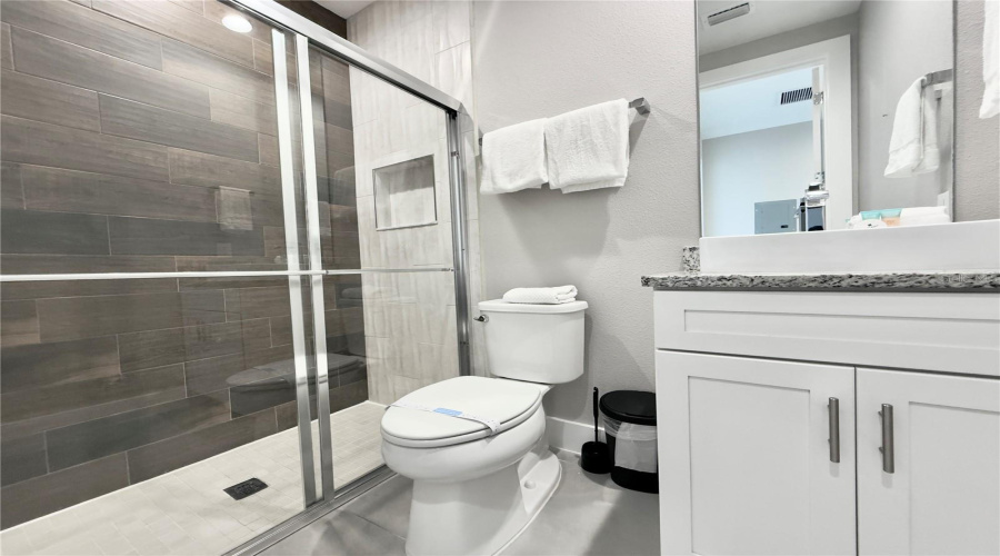 KISSIMMEE, Florida 34747, 5 Bedrooms Bedrooms, ,6 BathroomsBathrooms,Residential,For Sale,SUNNY DREAMS,0,MFRS5144996