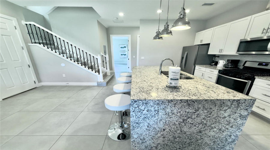 KISSIMMEE, Florida 34747, 5 Bedrooms Bedrooms, ,6 BathroomsBathrooms,Residential,For Sale,SUNNY DREAMS,0,MFRS5144996