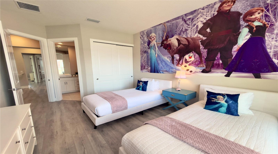 KISSIMMEE, Florida 34747, 5 Bedrooms Bedrooms, ,6 BathroomsBathrooms,Residential,For Sale,SUNNY DREAMS,0,MFRS5144996