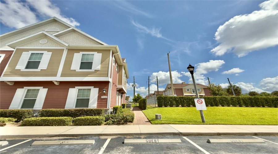 KISSIMMEE, Florida 34747, 5 Bedrooms Bedrooms, ,6 BathroomsBathrooms,Residential,For Sale,SUNNY DREAMS,0,MFRS5144996