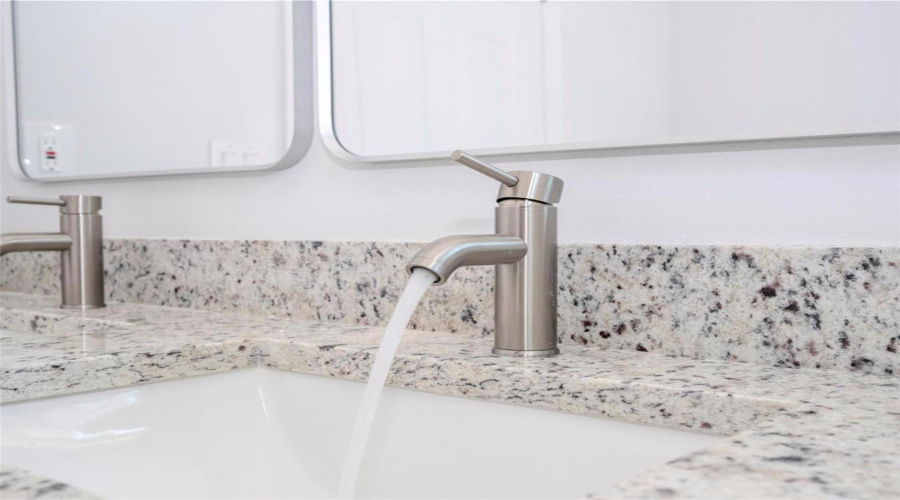 DAVENPORT, Florida 33837, 3 Bedrooms Bedrooms, ,2 BathroomsBathrooms,Residential,For Sale,ALTA VISTA,0,MFRO6383604