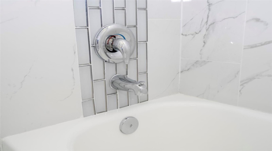 DAVENPORT, Florida 33837, 3 Bedrooms Bedrooms, ,2 BathroomsBathrooms,Residential,For Sale,ALTA VISTA,0,MFRO6383604