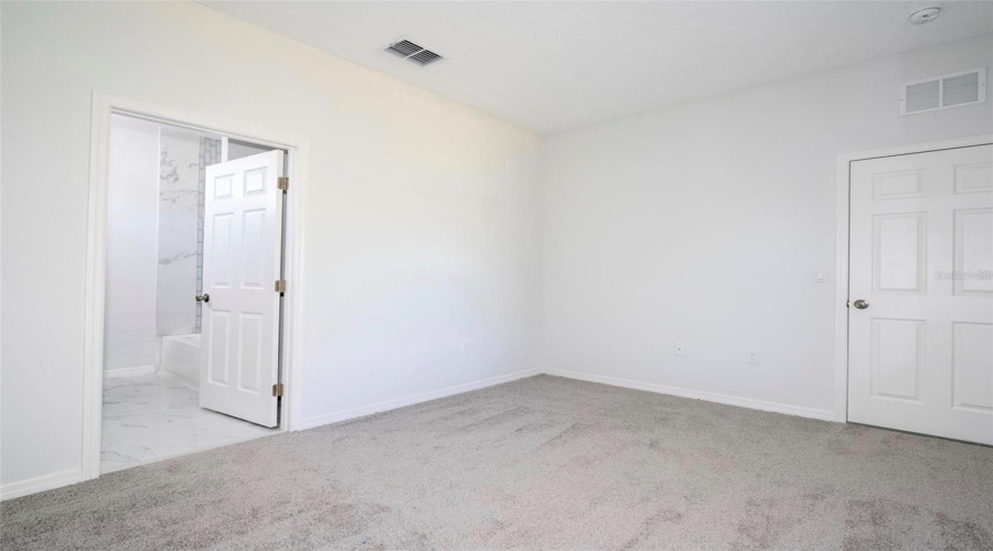 DAVENPORT, Florida 33837, 3 Bedrooms Bedrooms, ,2 BathroomsBathrooms,Residential,For Sale,ALTA VISTA,0,MFRO6383604