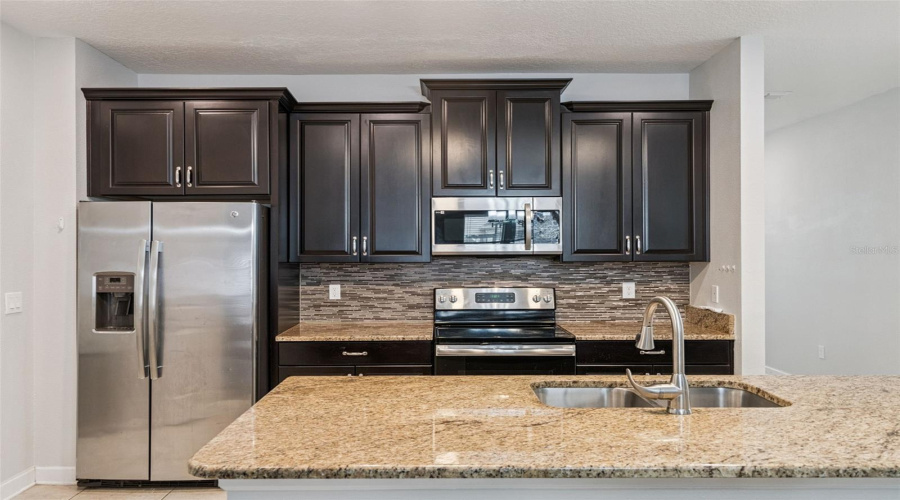 KISSIMMEE, Florida 34746, 3 Bedrooms Bedrooms, ,2 BathroomsBathrooms,Residential,For Sale,FAIRY TALE,0,MFRO6387662