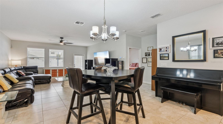 KISSIMMEE, Florida 34746, 3 Bedrooms Bedrooms, ,2 BathroomsBathrooms,Residential,For Sale,FAIRY TALE,0,MFRO6387662