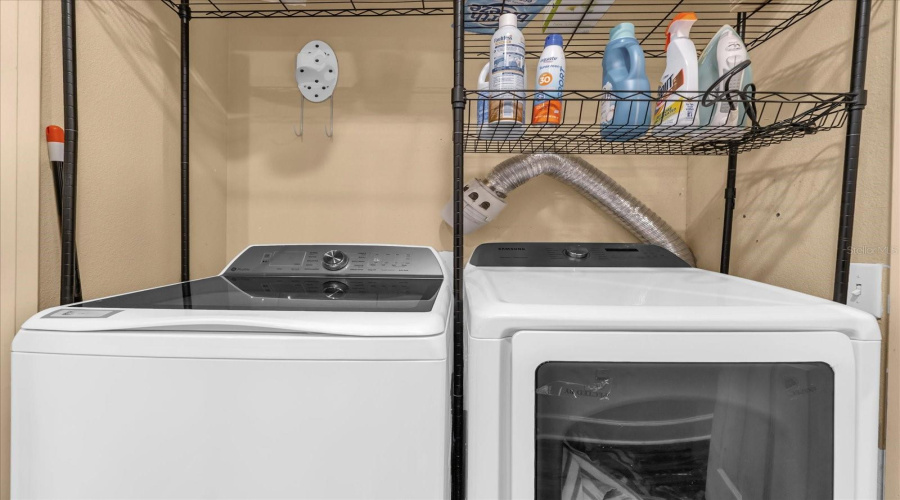 Full Size Washer/Dryer