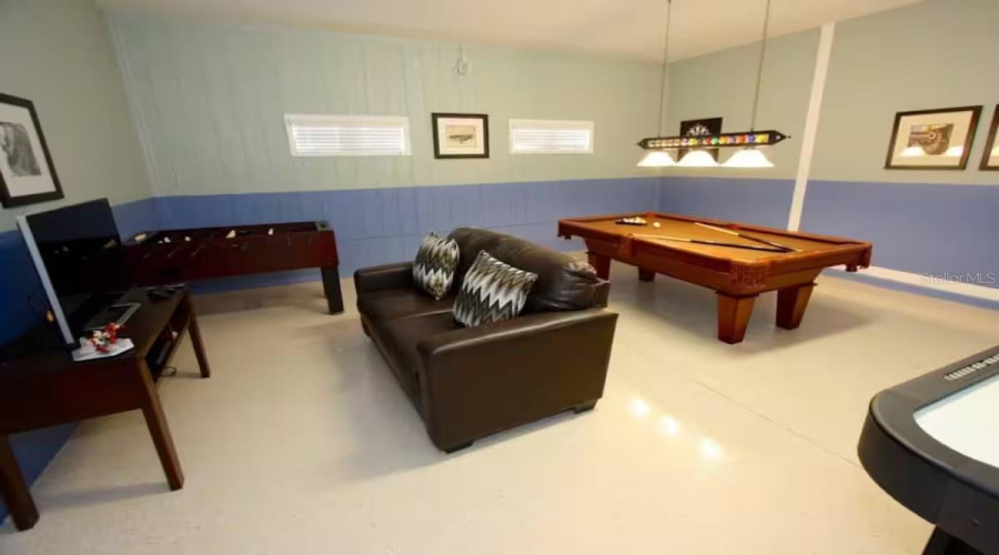 DAVENPORT, Florida 33896, 9 Bedrooms Bedrooms, ,5 BathroomsBathrooms,Residential,For Sale,MOON VALLEY,0,MFRO6385124