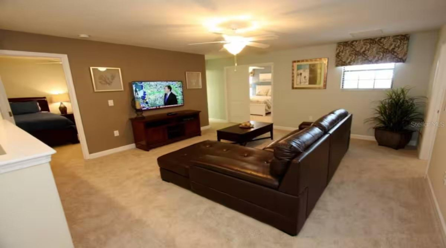 DAVENPORT, Florida 33896, 9 Bedrooms Bedrooms, ,5 BathroomsBathrooms,Residential,For Sale,MOON VALLEY,0,MFRO6385124