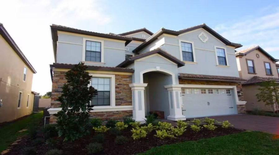 DAVENPORT, Florida 33896, 9 Bedrooms Bedrooms, ,5 BathroomsBathrooms,Residential,For Sale,MOON VALLEY,0,MFRO6385124