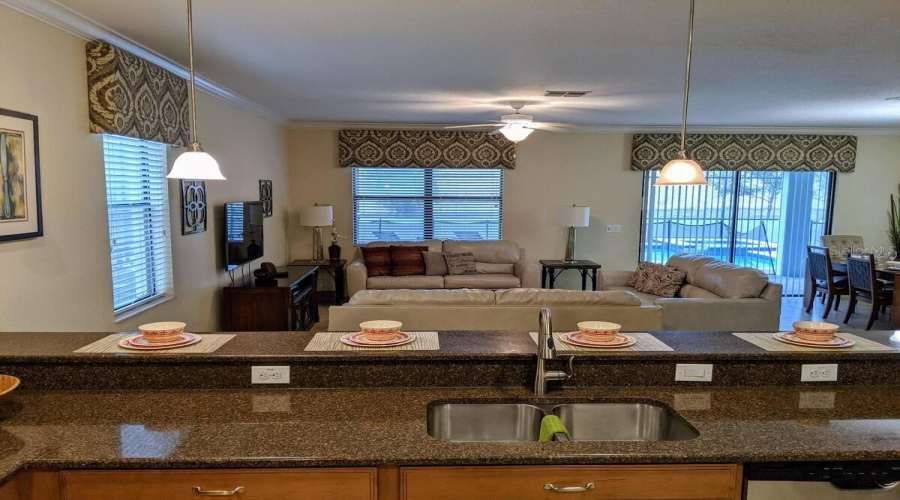 DAVENPORT, Florida 33896, 9 Bedrooms Bedrooms, ,5 BathroomsBathrooms,Residential,For Sale,MOON VALLEY,0,MFRO6385124