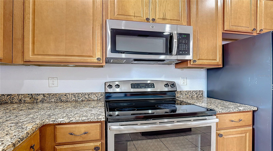 DAVENPORT, Florida 33897, 4 Bedrooms Bedrooms, ,3 BathroomsBathrooms,Residential,For Sale,BELLA VISTA,0,MFRS5144491