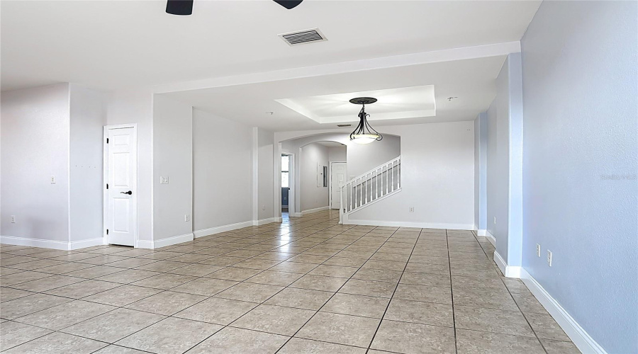 DAVENPORT, Florida 33897, 4 Bedrooms Bedrooms, ,3 BathroomsBathrooms,Residential,For Sale,BELLA VISTA,0,MFRS5144491