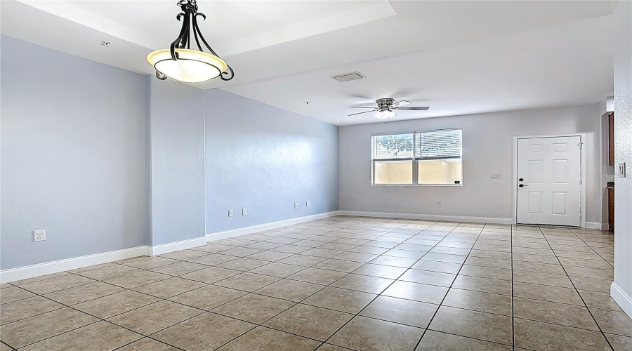 DAVENPORT, Florida 33897, 4 Bedrooms Bedrooms, ,3 BathroomsBathrooms,Residential,For Sale,BELLA VISTA,0,MFRS5144491