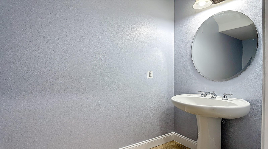 DAVENPORT, Florida 33897, 4 Bedrooms Bedrooms, ,3 BathroomsBathrooms,Residential,For Sale,BELLA VISTA,0,MFRS5144491