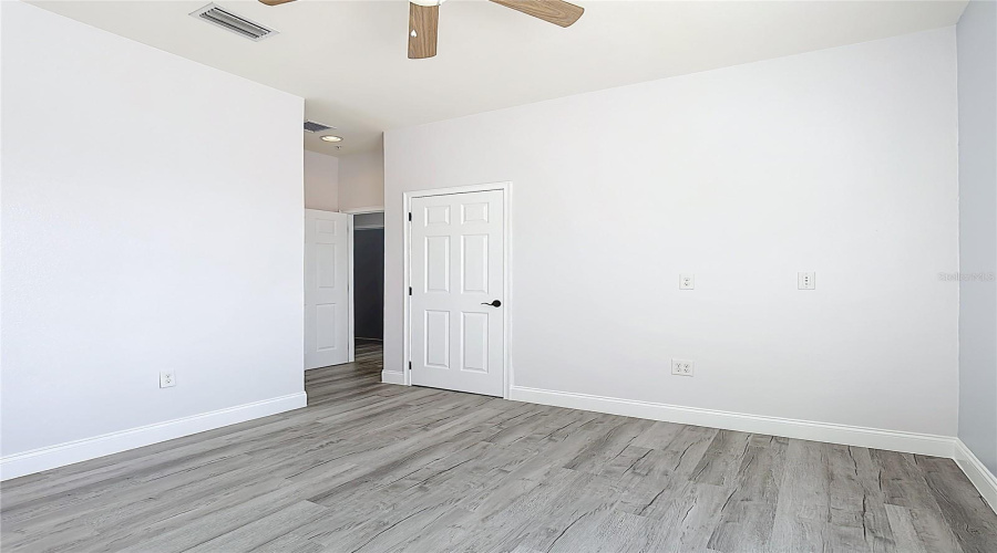 DAVENPORT, Florida 33897, 4 Bedrooms Bedrooms, ,3 BathroomsBathrooms,Residential,For Sale,BELLA VISTA,0,MFRS5144491