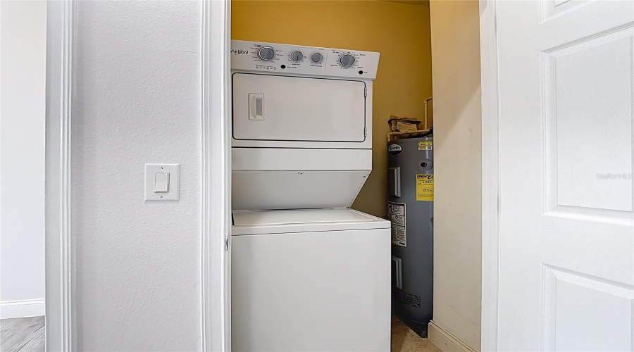 DAVENPORT, Florida 33897, 4 Bedrooms Bedrooms, ,3 BathroomsBathrooms,Residential,For Sale,BELLA VISTA,0,MFRS5144491